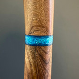 دسته ارگونومیک عصا با پرداخت دستی و انحنای طبیعی