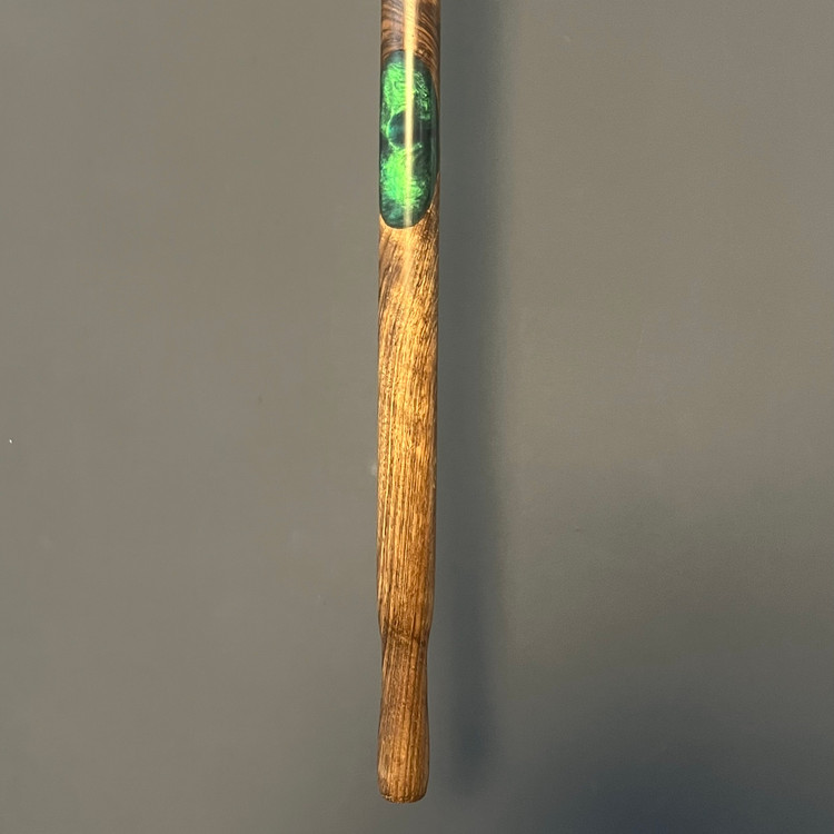 عصای دستساز آرین با وزن سبک و فرم ارگونومیک