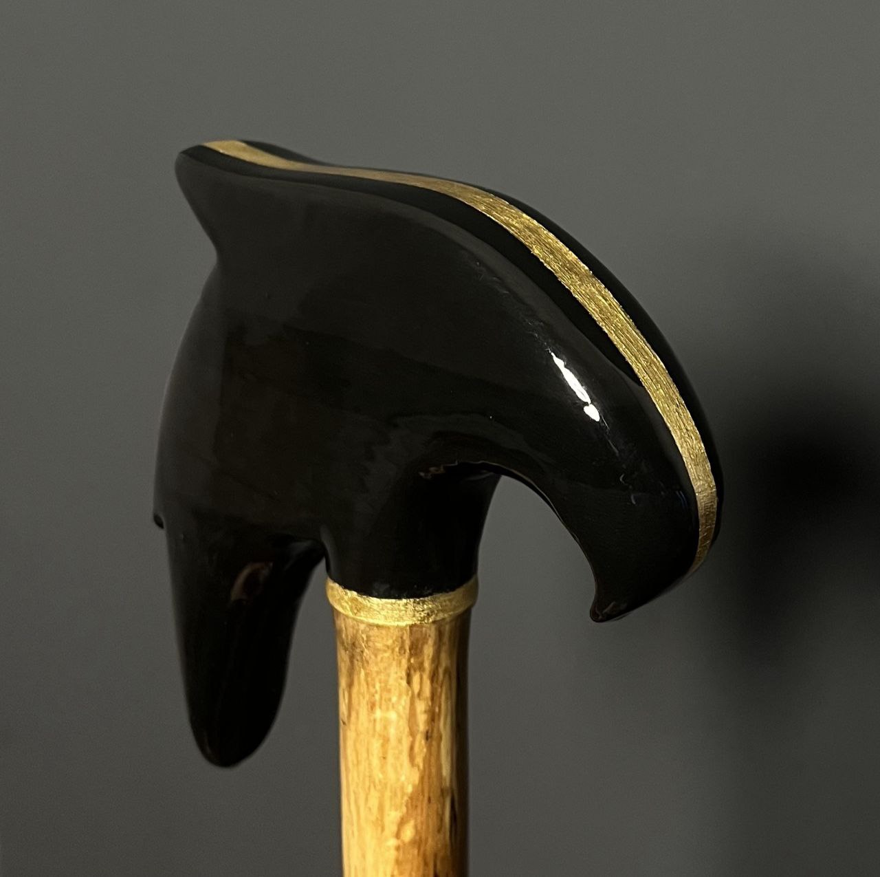 تلفیق پتینه طلایی و رزین در عصا مدل لومانا