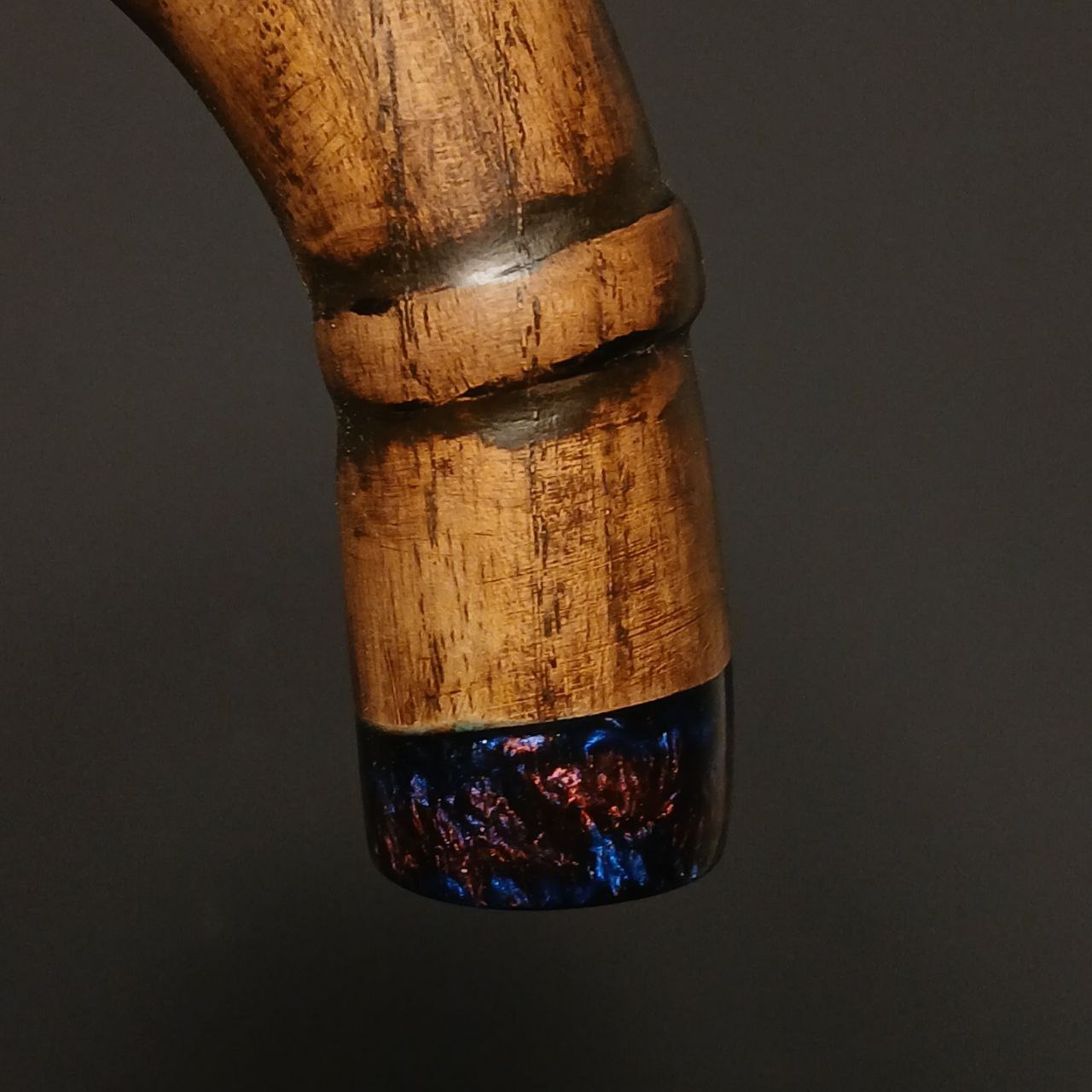 عصا سنتی چوبی با ترکیب چوب آزاد و ون، مقاوم و مناسب استفاده روزمره یا کلکسیونی