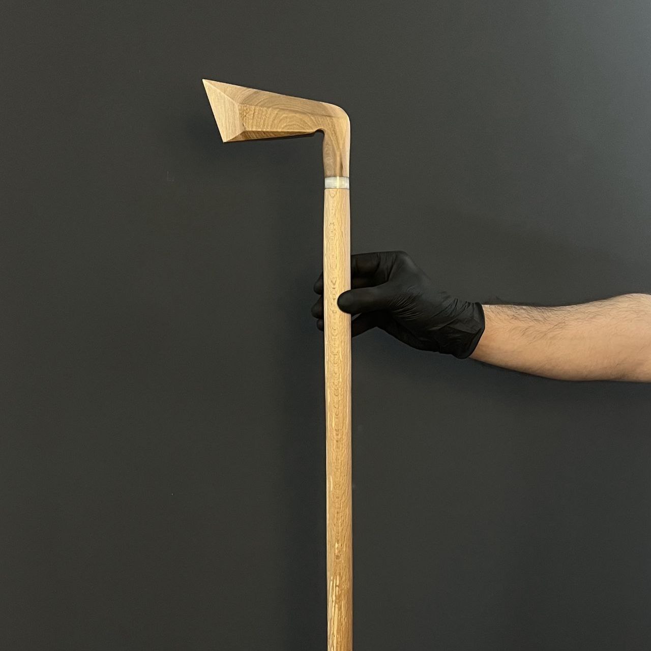 عصای دست‌ساز طرح چوب گلف با دسته چوب گردوی گیلان و حلقه رزینی، بدنه راش گرجستان