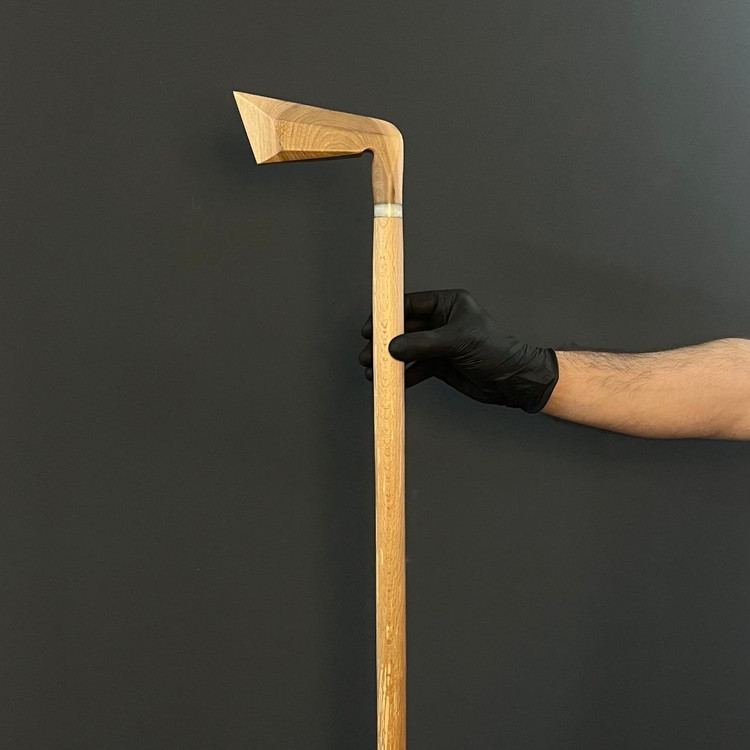 عصای دستساز طرح چوب گلف با دسته چوب گردوی گیلان و حلقه رزینی، بدنه راش گرجستان