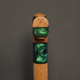 تصویر کامل عصای آذرنوش با بدنهی یکدست و براق، طراحی سنتی با حس قدرت و ظرافت همزمان