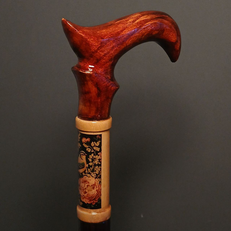 عصا چوبی با تزئین مینیاتوری گل و پرنده