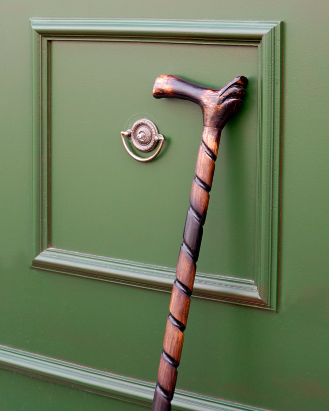 طراحی مارپیچ و هنری بدنه عصا دست ساز مدل اساطیر