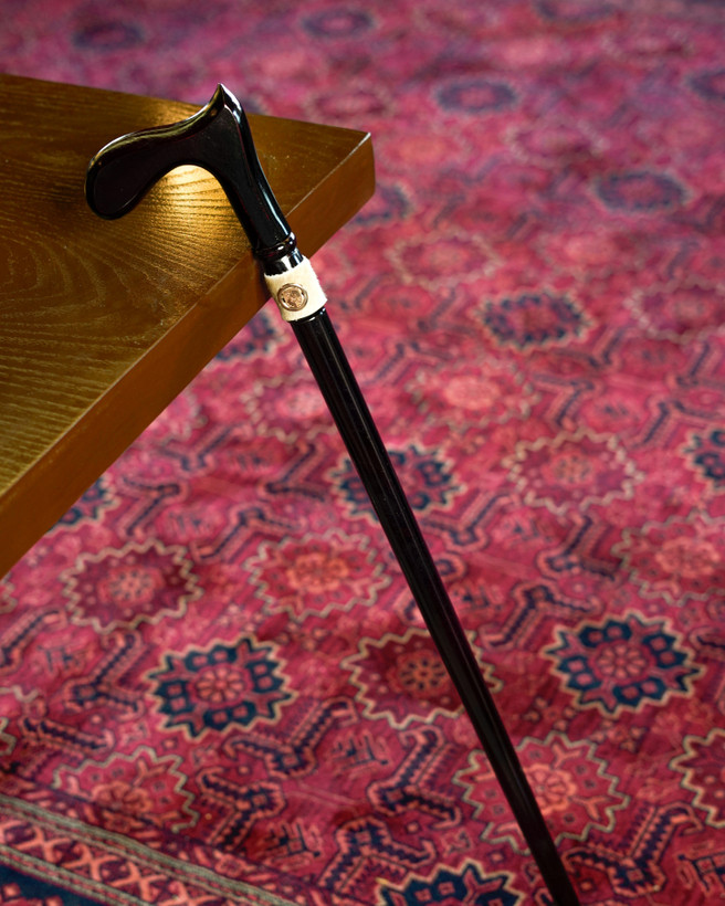 عصای دستساز کاویان با بدنه راش سوپر، جزئیات دقیق و کیفیت ممتاز برای کلکسیون یا استفاده روزمره