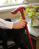 بدنه راش قرمز ماهگونی براق با رگههای طبیعی در عصا مدل آذرین – دستساز لوکس