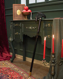 عصا مدل لومانا — دسته پیکری رزین مشکی براق با پتینه ورق طلا و بدنه چوب راش مشکی