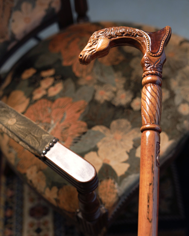 نمای نزدیک حلقه و اتصال دسته به بدنه عصا رخش — کیفیت ساخت و پرداخت دقیق