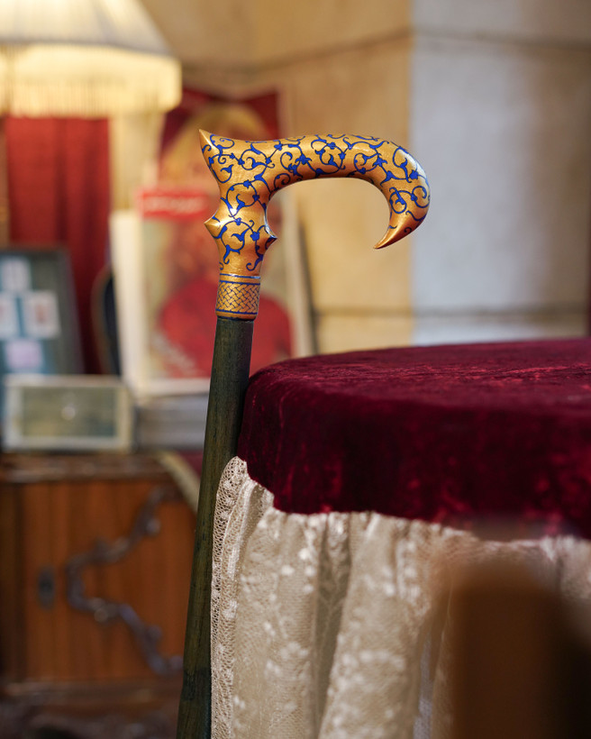 عصا دست ساز مدل ترنج تذهیب شده با هنر اصیل ایرانی