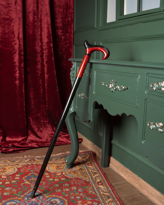 نمای کامل عصا کارمین با ارتفاع ۹۳ سانتیمتر