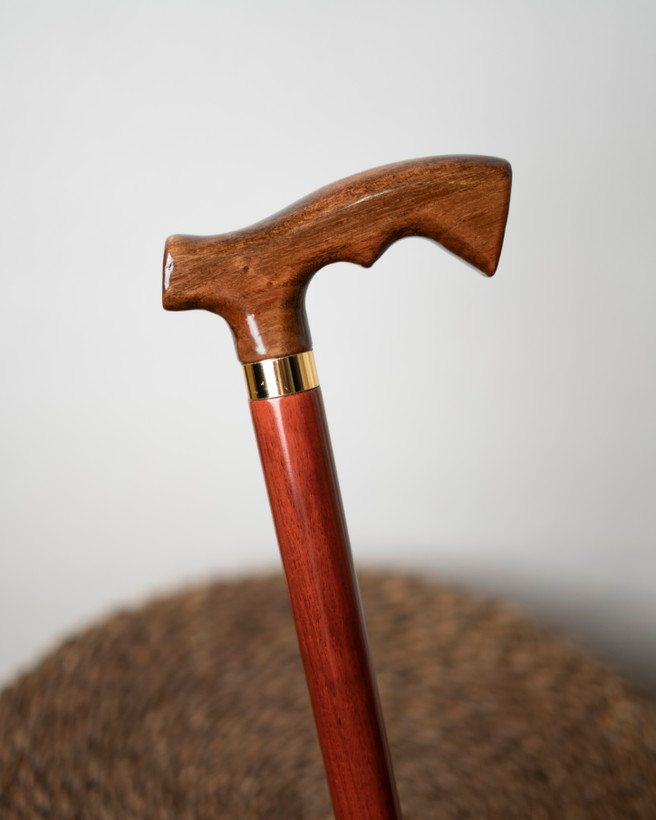 عصا مدل هیراد با دسته ملچ و بدنه افرا